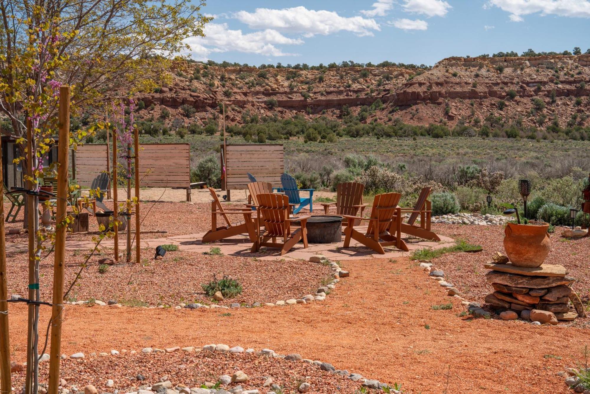 Basecamp 37° Hotel Kanab Exterior photo